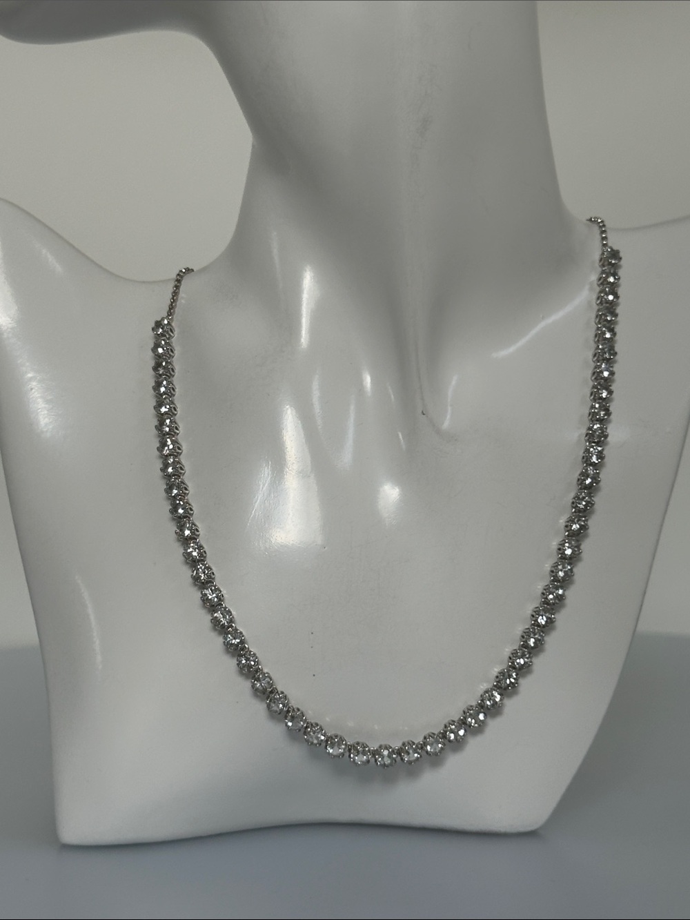 Elegant 925 Silver Crystal Tennis Necklace
